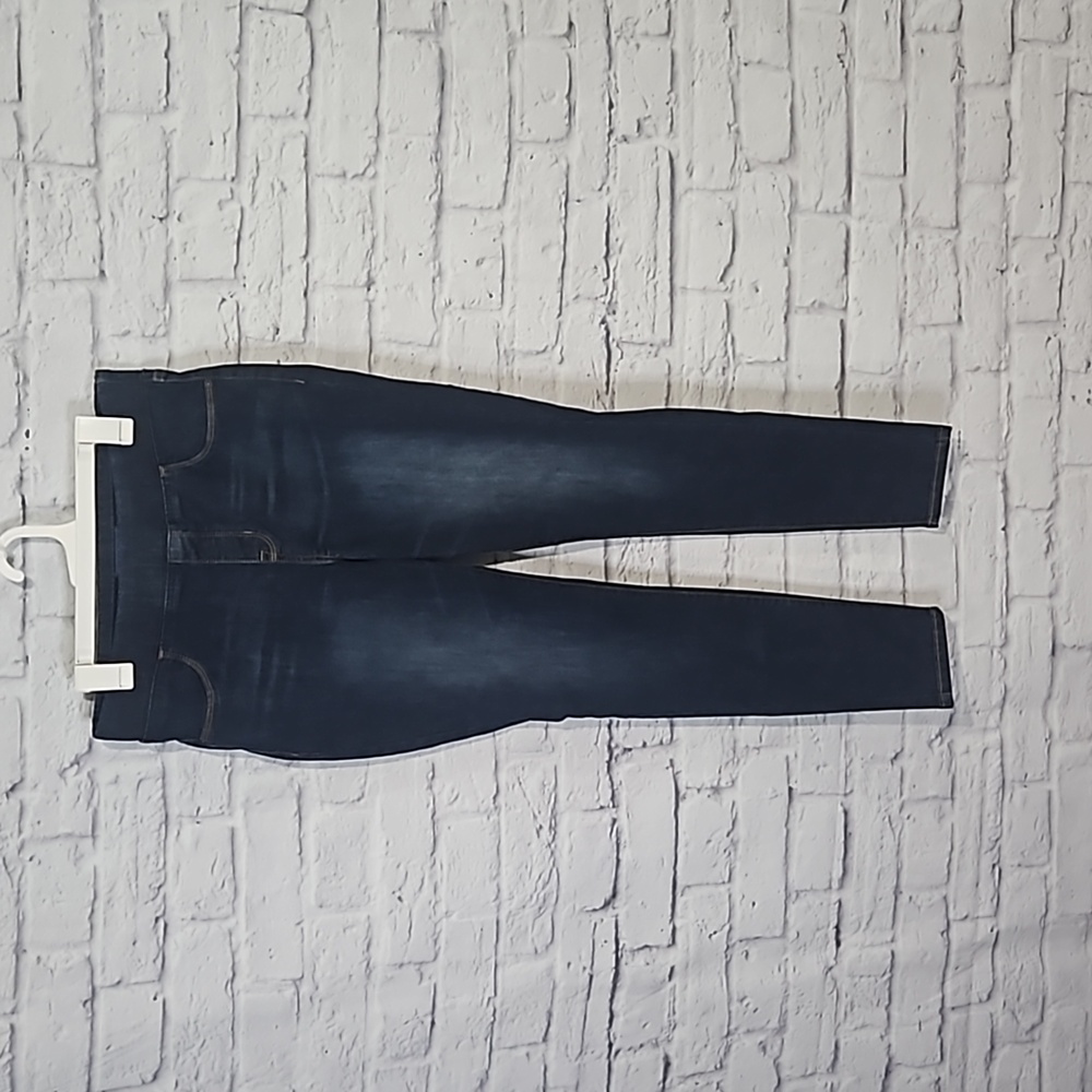 Old Navy rockstar pull on jeans